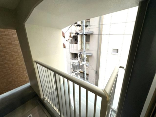 ネクストステージ神戸元町のバルコニー