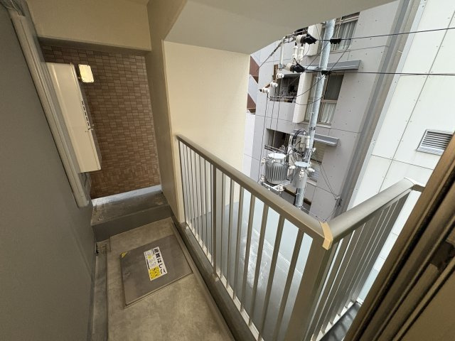 ネクストステージ神戸元町のバルコニー