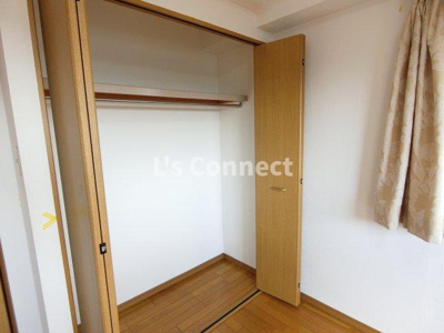 【収納】 | メゾンドゥラフィーネ | クローゼットでお荷物もすっきり収納。