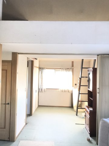 『鴻巣駅』東口18分の6LDKの中古戸建。ガーデニングを楽しめる庭付きですの洋室|2階北東側　13帖　洋室