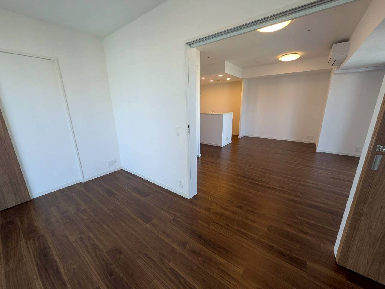 ザ・ハウス豊橋WEST　1104号室の洋室