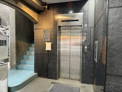 【エントランス】 | 中西ビル