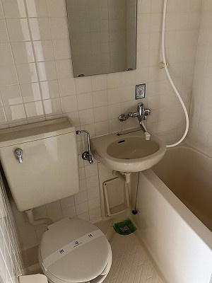 カーメル下高井戸の浴室