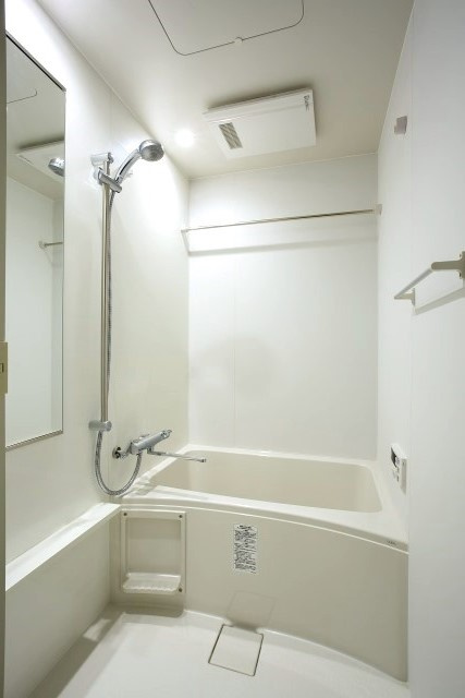 エンクレスト大博通りAPEXの浴室