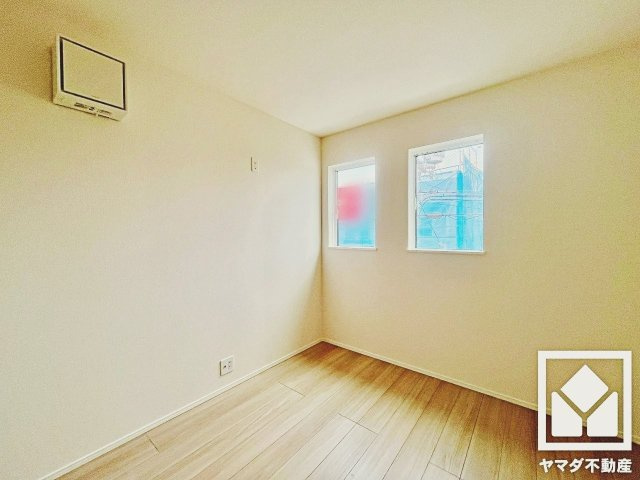 久御山町市田珠城　第1期　1号棟の洋室