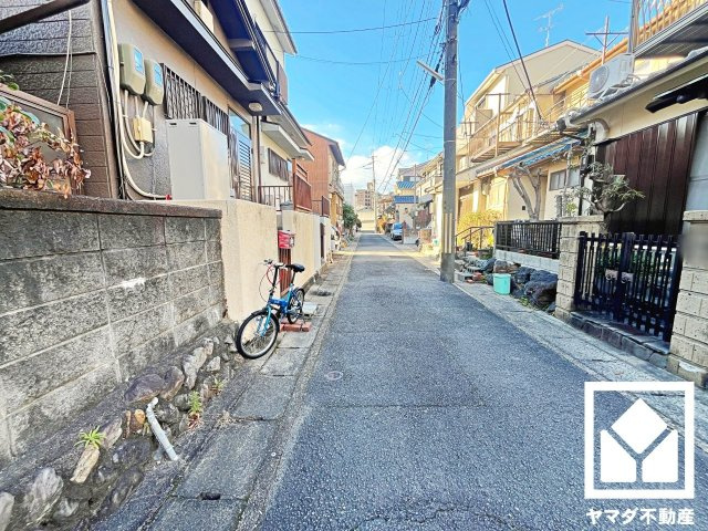 伏見区淀木津町の前面道路含む現地写真