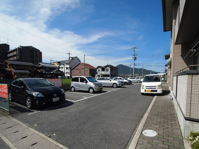 リモーネＡ・Ｂの駐車場