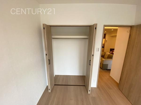 ビューパレー高崎歌川の収納|ハンガーパイプ付きクローゼットです。