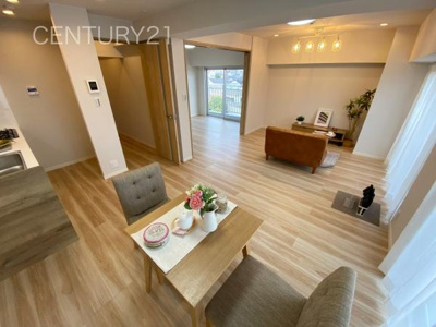 【居間・リビング】 | シャルマンコーポ高崎 | ダイニングテーブルスペース