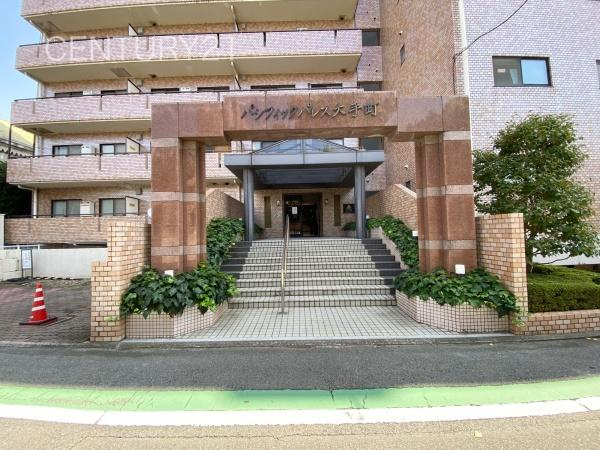 パシフィックパレス大手町のエントランス