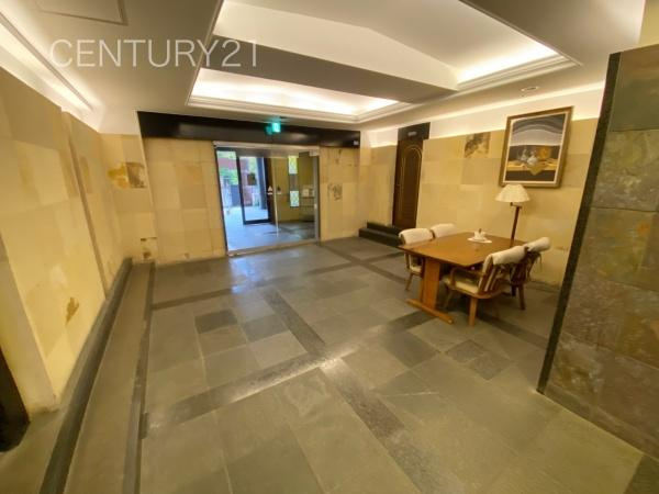 パシフィックパレス大手町のエントランス