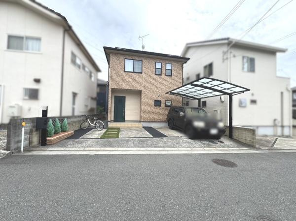 【前面道路含む現地写真】