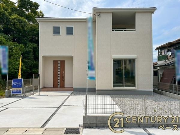 リーブルガーデン磯壁 １号棟 ／新築一戸建の駐車場|■現地撮影写真■駐車スペースは並列２台可！来客時なども安心です！