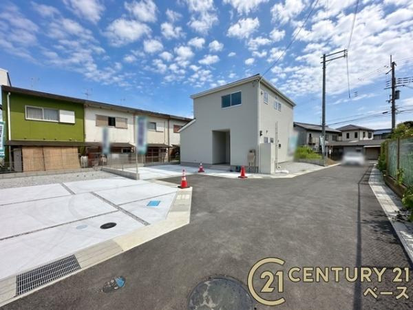 リーブルガーデン磯壁 １号棟 ／新築一戸建の前面道路含む現地写真