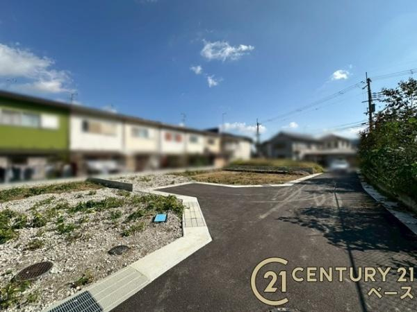 リーブルガーデン磯壁 ２号棟 ／新築一戸建の前面道路含む現地写真