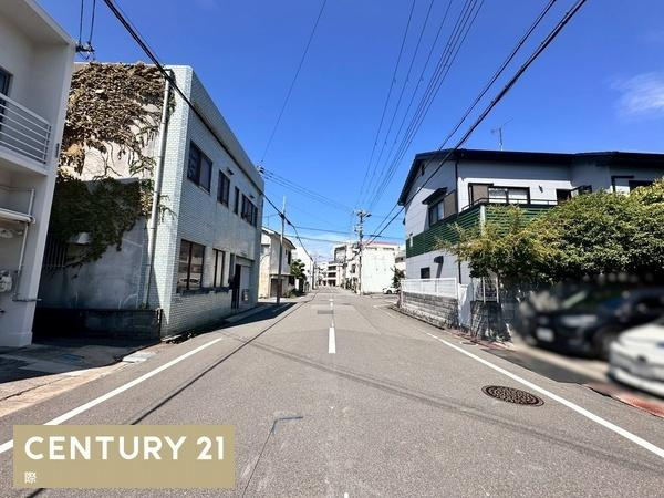 和歌山市東長町９丁目　土地の前面道路含む現地写真