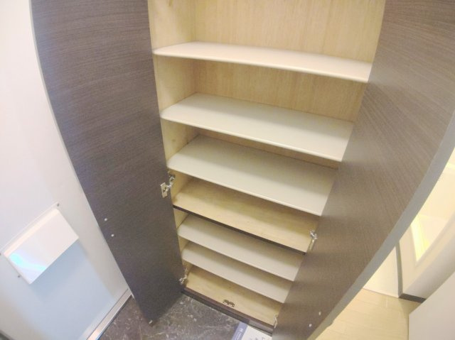 レオネクストＥ＆Ｋの内装|下駄箱