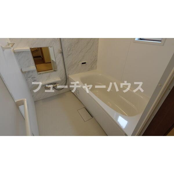平須スクエアの浴室
