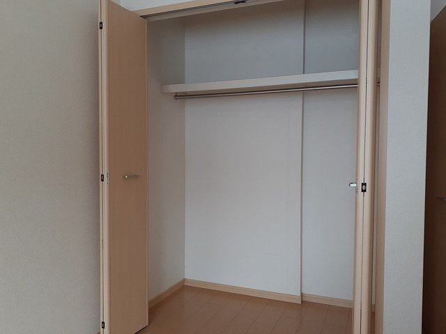 エタニティ－リブズ　Ａの収納|こまごまとしたものを収納できそうですね