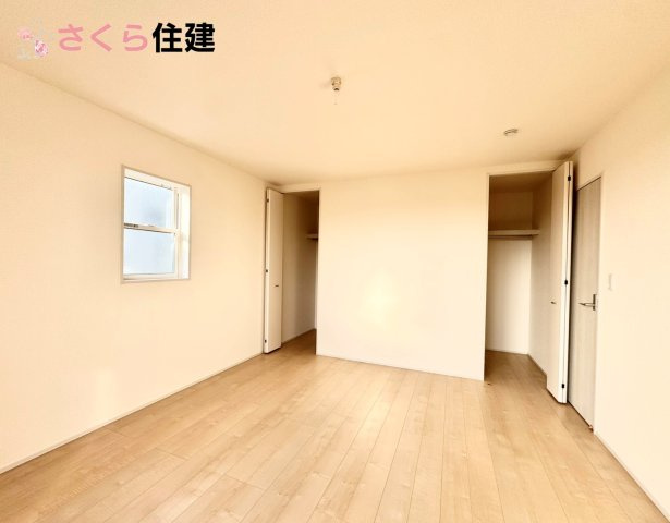 第1下野大光寺　4号棟の洋室|広々とした洋室です♪お子様の成長に伴って増えていく荷物にも対応できます！
