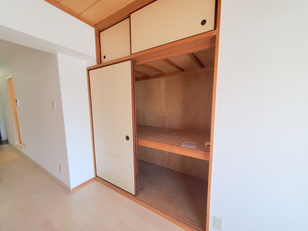 ロイヤルハイツ東生駒の収納