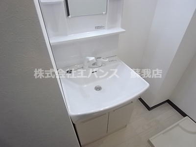 【洗面所】 | 千匠ビル | 忙しい朝には欠かせない洗面所です