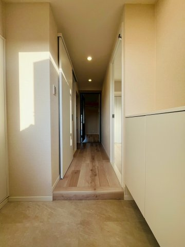 パークプラザ鶴見の玄関