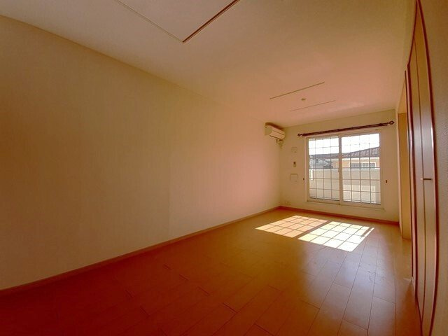 フェリーチェⅡの居間・リビング