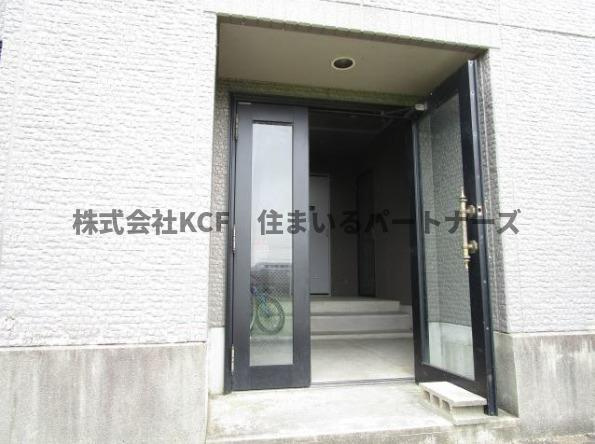 ハイカムール国分Ⅱのエントランス|毎日通るエントランスはこのようになっています