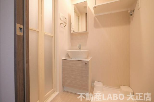 エスリード弁天町桜通レジデンスの独立洗面台