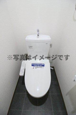 （仮称）都城年見町Hマンションのトイレ|落ち着いたトイレです
