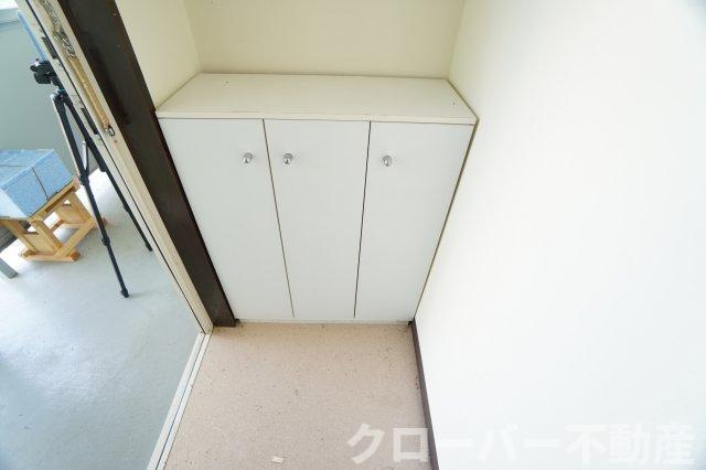メゾニティ郡家の玄関