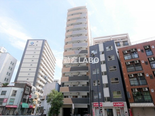 ラシュレエグゼ難波南の外観