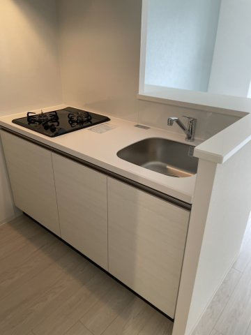 ファーストフィオーレ東灘のキッチン|お料理しやすいキッチンです