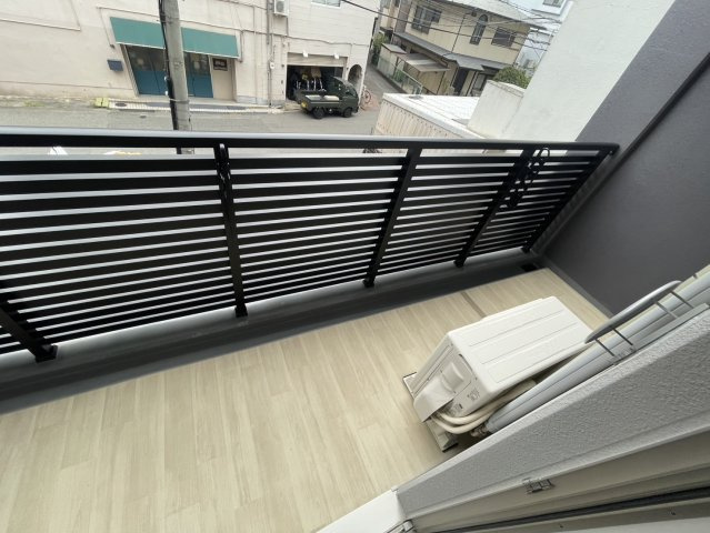 ファーストフィオーレ東灘のバルコニー|広々としたバルコニーです