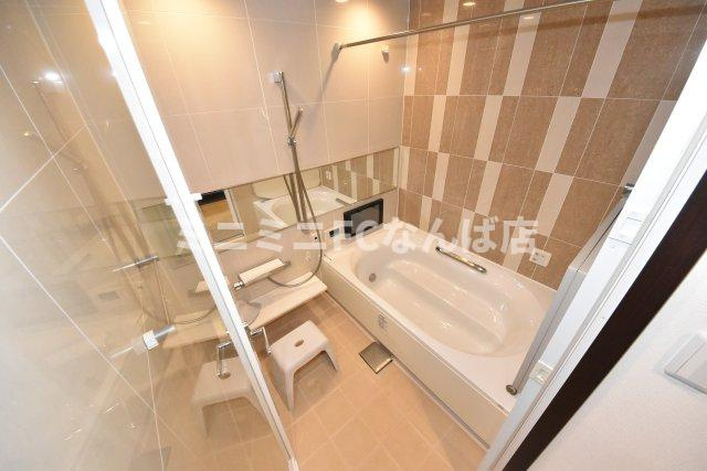 セイワパレス玉造の浴室