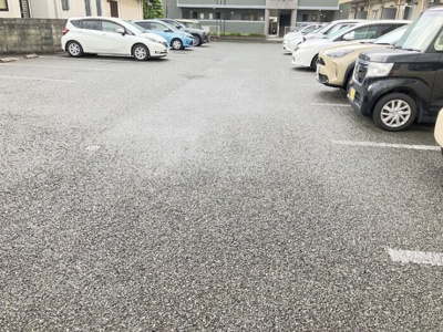 【駐車場】 | ヴィル・アクシス | 駐車場