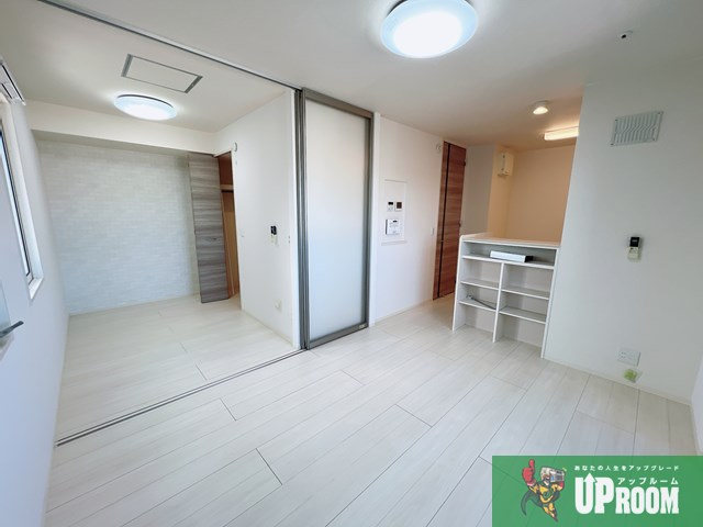 キャトルセゾン桜館の居間・リビング