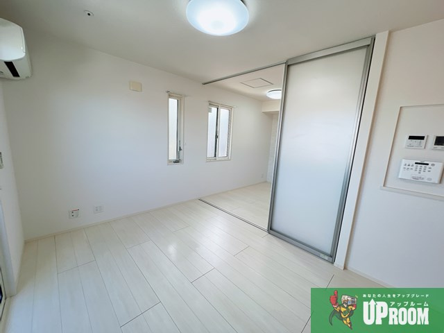 キャトルセゾン桜館の居間・リビング