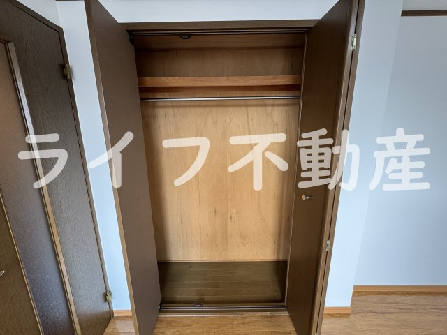 小阪駅前ヴィラデステの収納|たっぷりとした収納スペースです