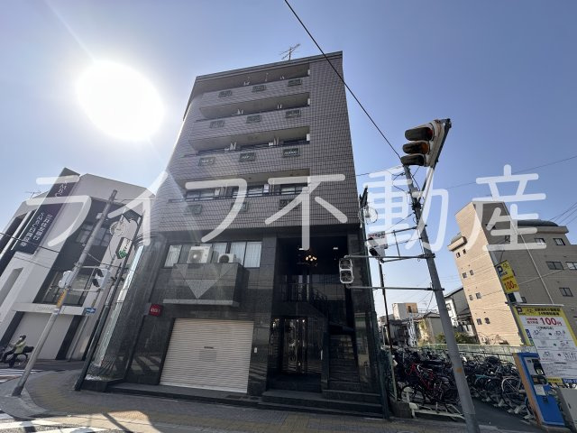 小阪駅前ヴィラデステの外観|外観は落ち着いています