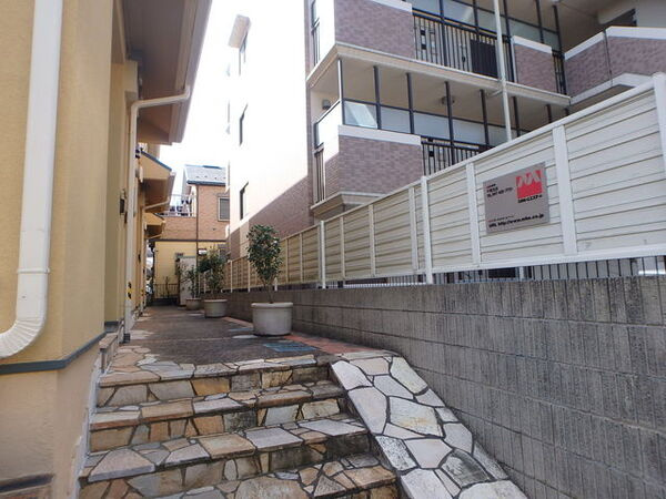 R&Edgeのエントランス