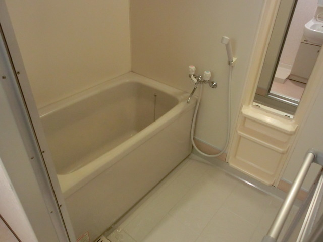 エバーグレイス森本の浴室