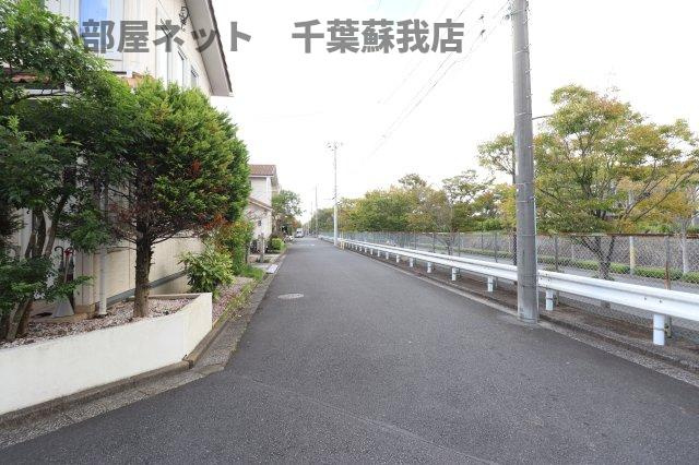 サバーブトリプルⅡの周辺