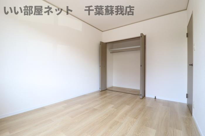 サバーブトリプルⅡの洋室|使い勝手のいい洋室です