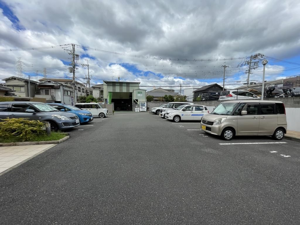 ｻｸﾗﾙｰｾﾝﾄの駐車場