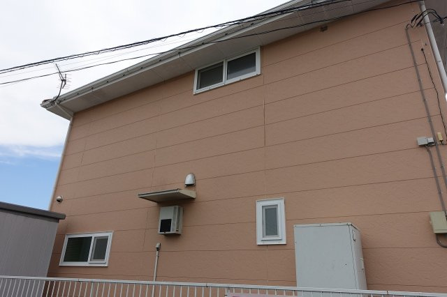 高崎市中大類町　【高気密・高断熱の家】中古住宅の外観|北側から