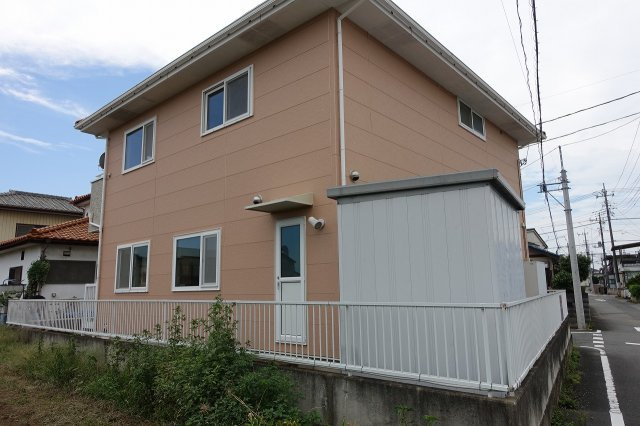 高崎市中大類町　【高気密・高断熱の家】中古住宅の外観|北東から