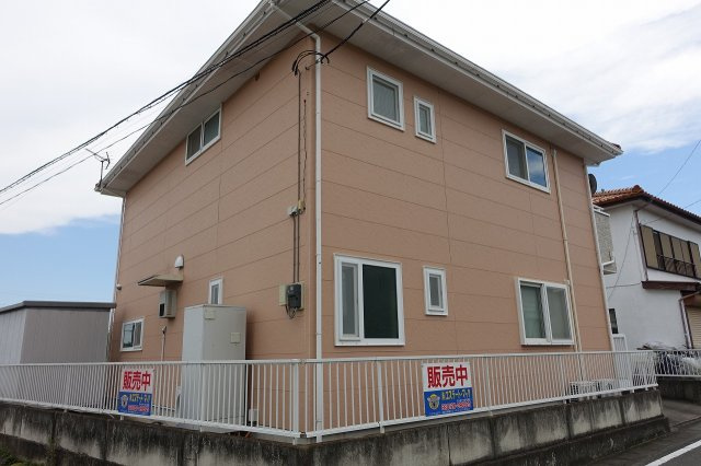 高崎市中大類町　【高気密・高断熱の家】中古住宅の外観|北東から