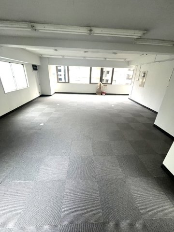 妻恋木工第2ビルの内装